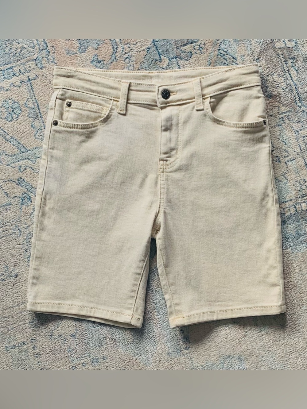 Cat & Jack kids Cream Denim Stretch Shorts
Size 12